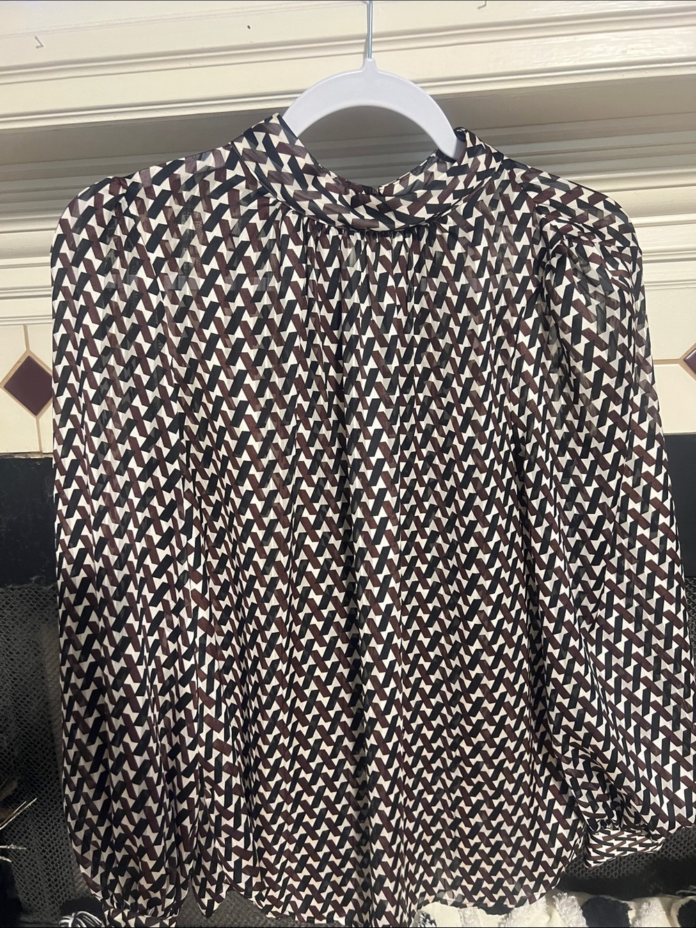 H&M Patterned Blouse in Black, White & Brown